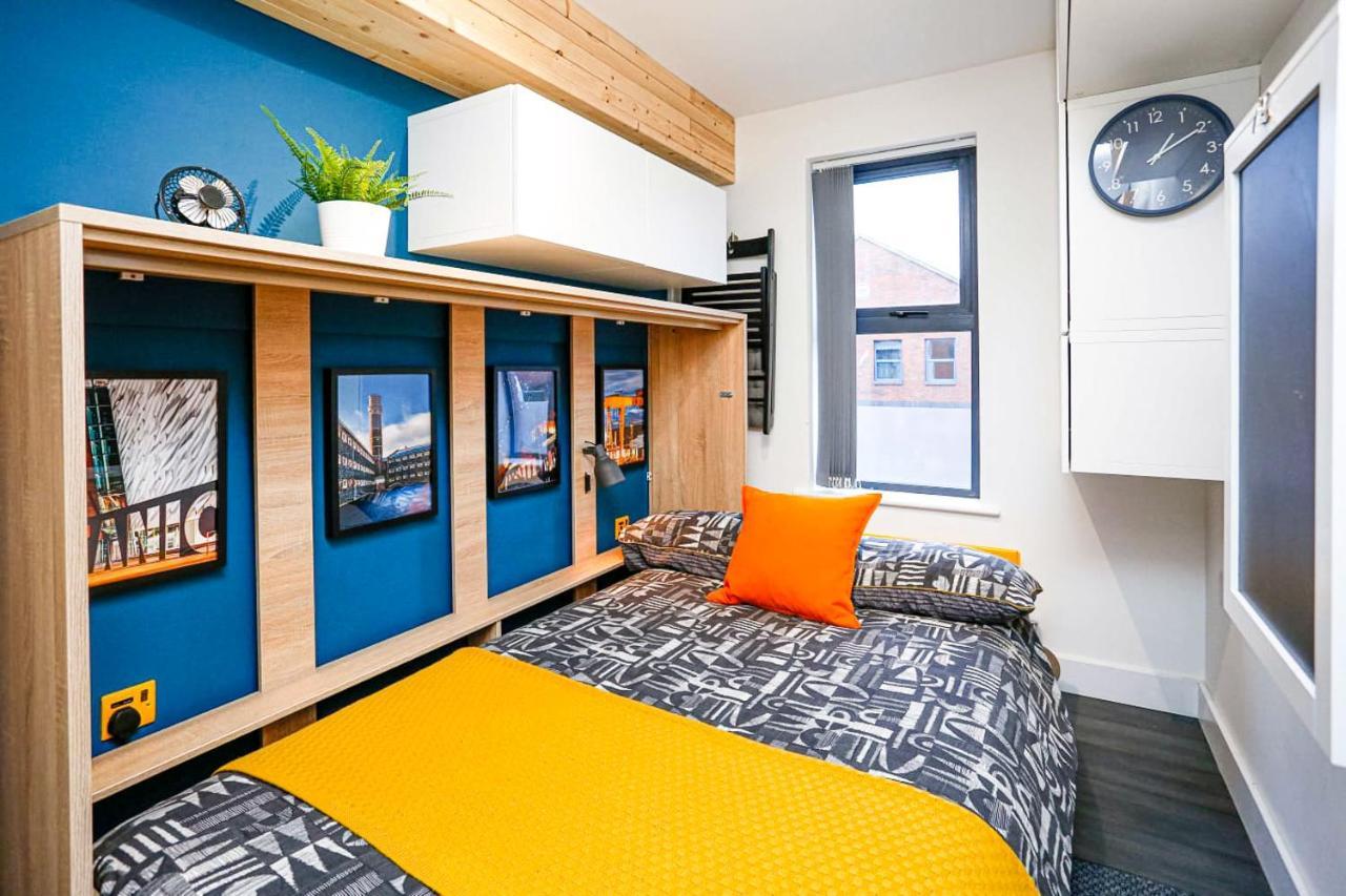 Funky City Apartment - Secure Parking - Wifi - Sleeps 6 - No Parties Belfast Esterno foto
